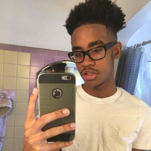 Meet your Posher, Dèvîń